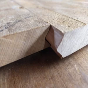 TÁBUA PEROBA ROSA RÚSTICA LISA  EM MADEIRA DEMOLIÇÃO LARG DE 19CM x 18MM         (Valor p/ METRO LINEAR) 