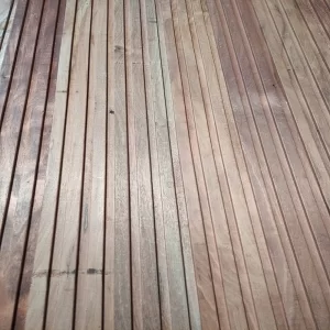 Revestimento Painel Ripado -  Maçaranduba de Demolição ( Valor m²)