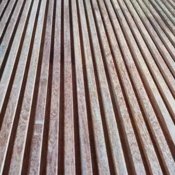 Revestimento Painel Ripado 2,0 x 1,5 -  Cumarú  Rosa Cerne Extra( Valor m²)