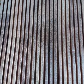 Revestimento Painel Ripado 2,0 x 1,5 -  Cumarú  Rosa Cerne Extra( Valor m²)